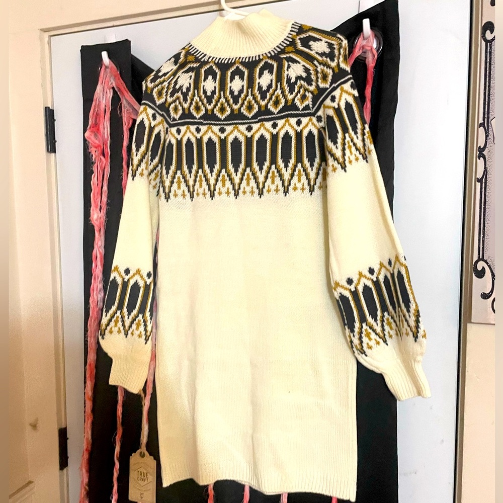 True Craft Sweater